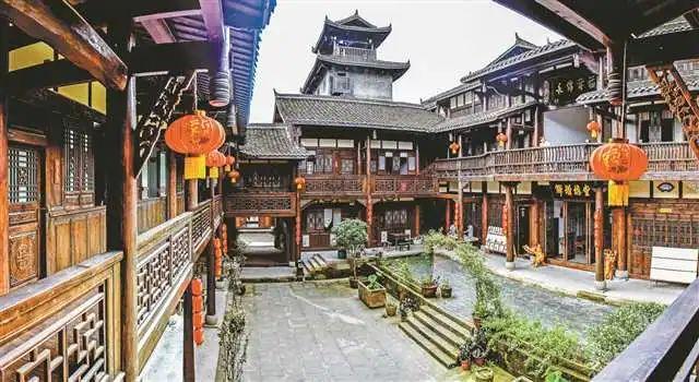 圣铠传说